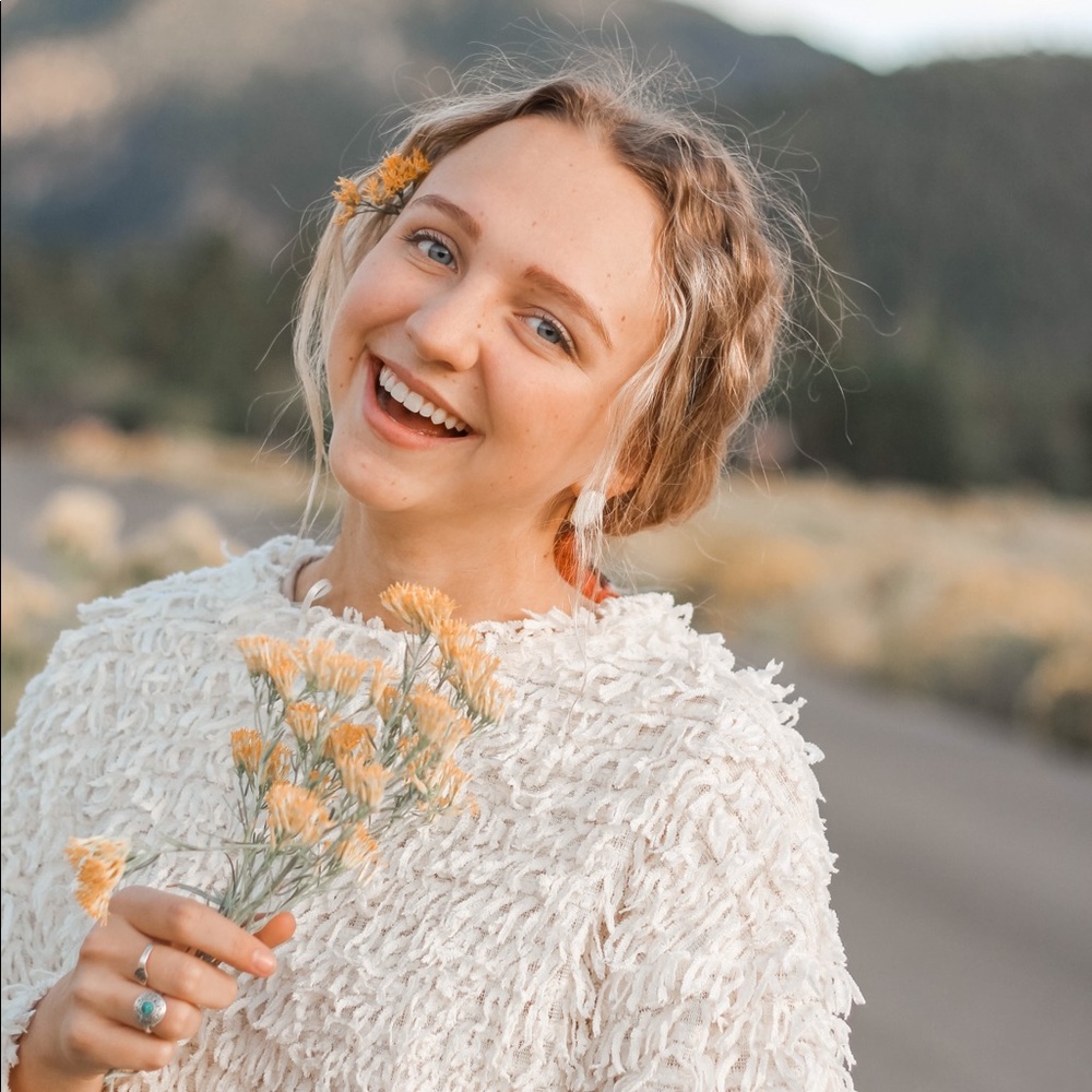 Meet your Posher, Hannah